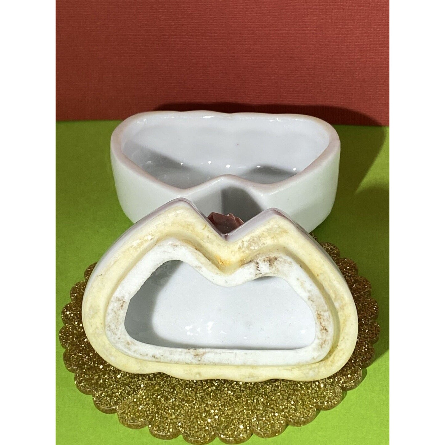 Heart Shaped Double Swan Rose Trinket Box Vintage