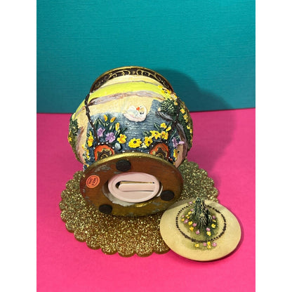 Lidded Trinket Box Flowers Swans Trees Music doesn't work