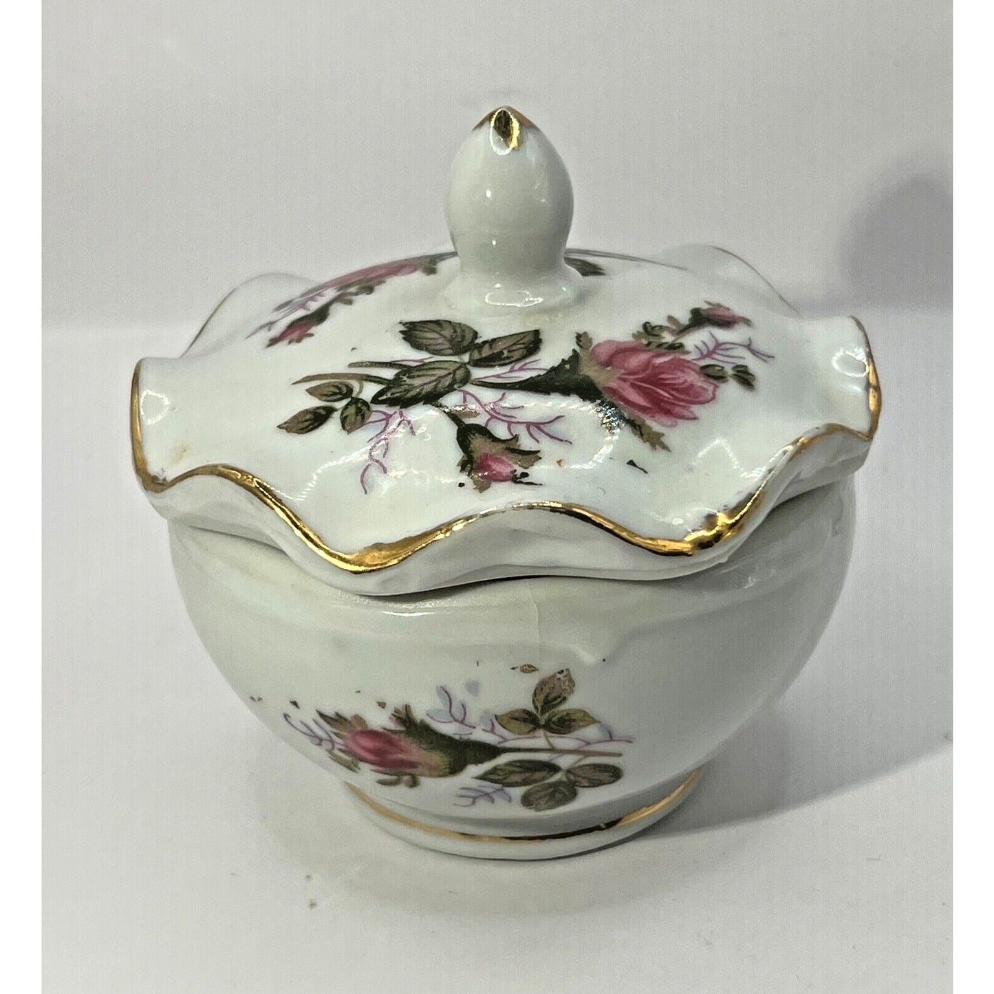 Trinket Box w/ Lid Floral Porcelain Gold Trim 3.5 in diameter Scalloped Vintage