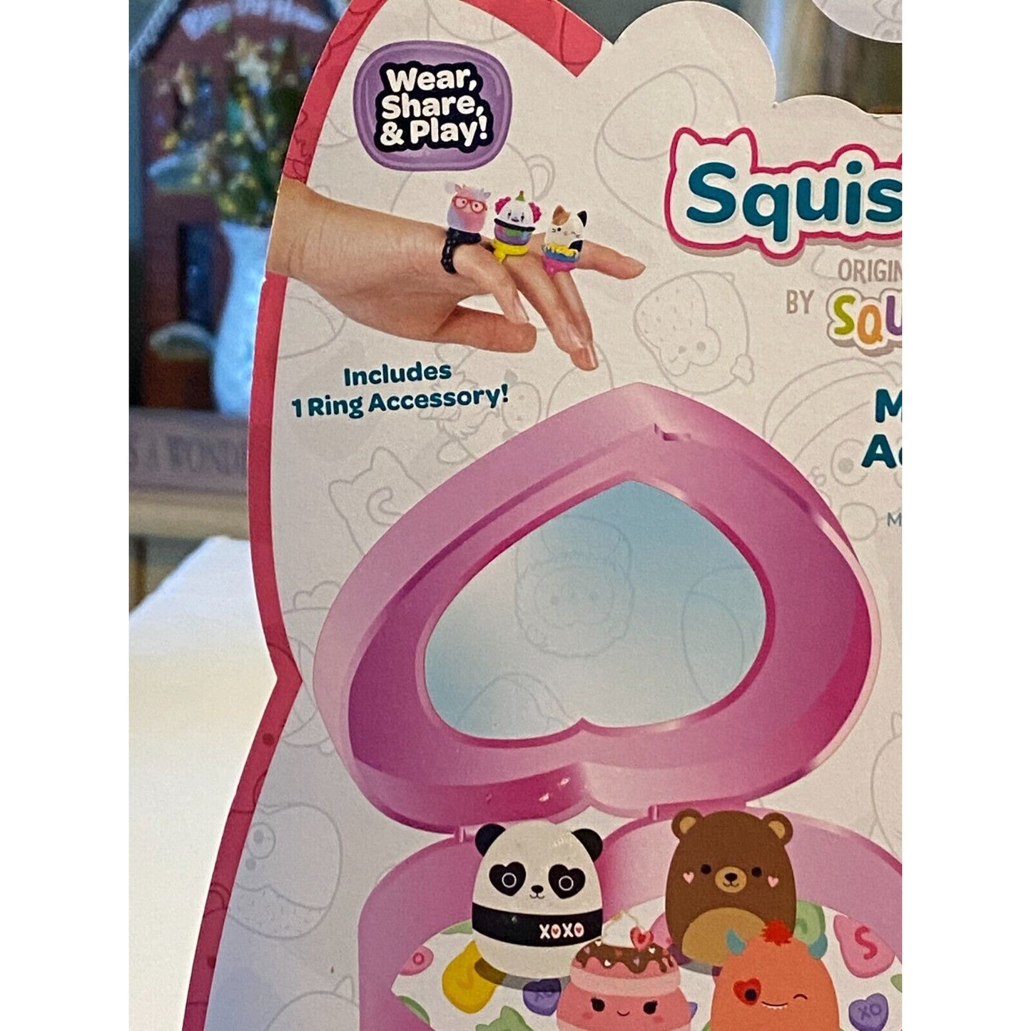 Original Squishmallows 4 Squish-a-longs + 3 Accessories + Pink Case