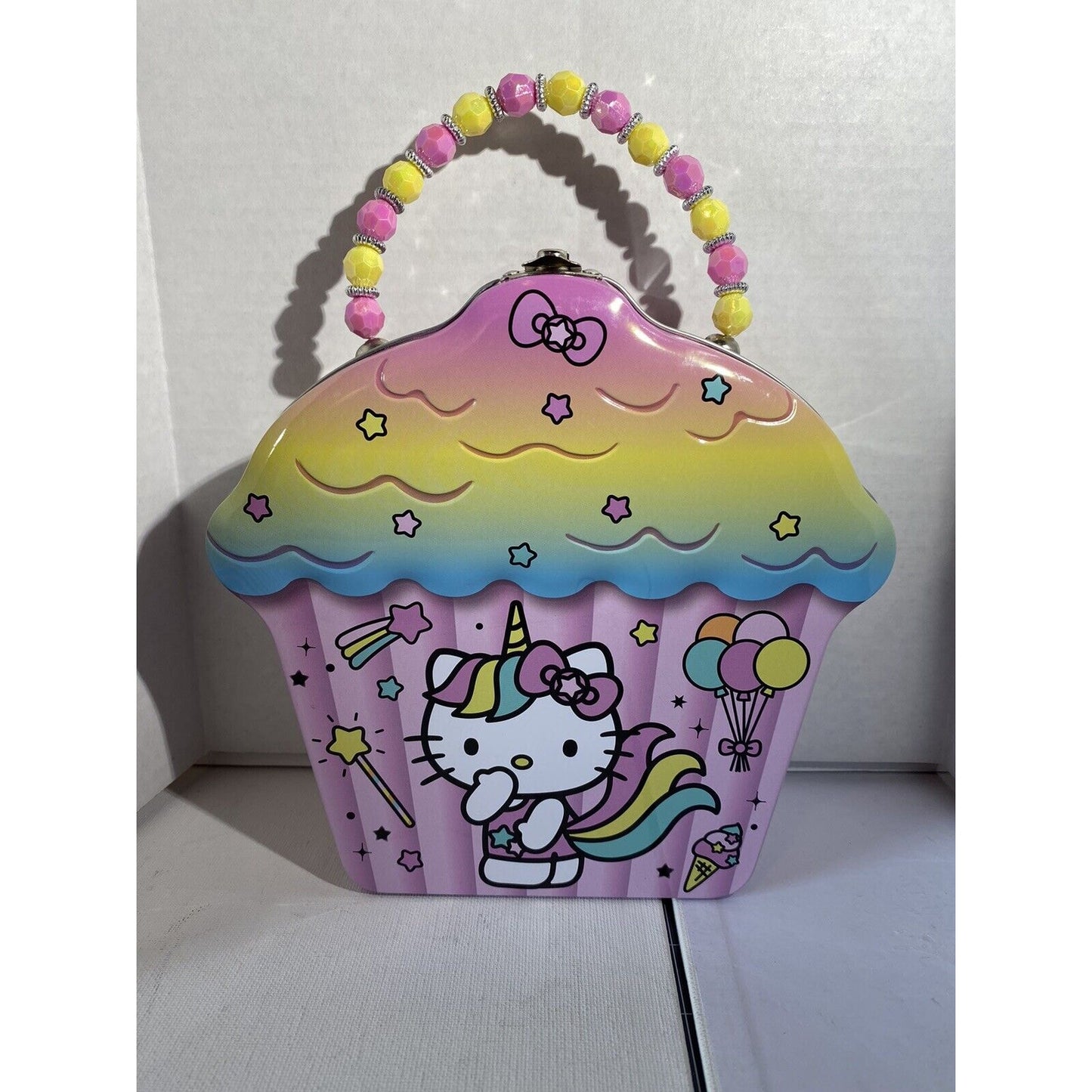 NEW Hello Kitty Unicorn Multicolor Metal Tin Cupcake Shaped Purse / Lunch Box