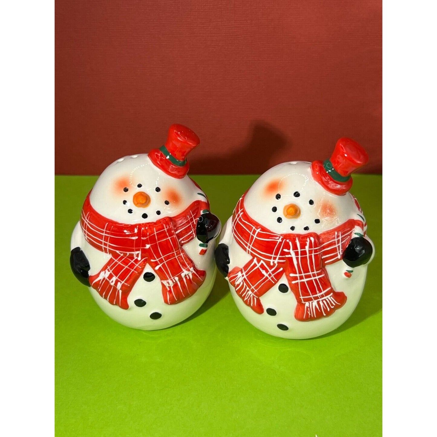 Snowman Salt and Pepper Shakers Red Scarves And Top Hats Round Ceramic