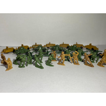 Miniature Army Men Vintage Tanks Infantry Trucks Artillery Plastic