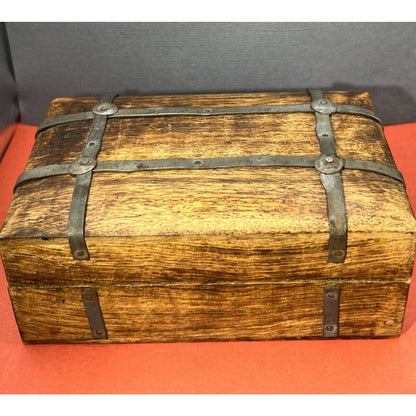 Wooden Treasure Chest Trinket Box 4"x 6" x 2.5"