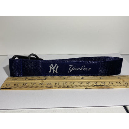 MLB Wrist Lanyard Keychain Wristlet (Choose One) Yankees, Dodgers, or Cubs