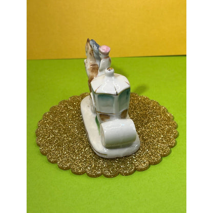 Miniature Horse Drawn Carriage Victorian Porcelain Vintage Occupied Japan