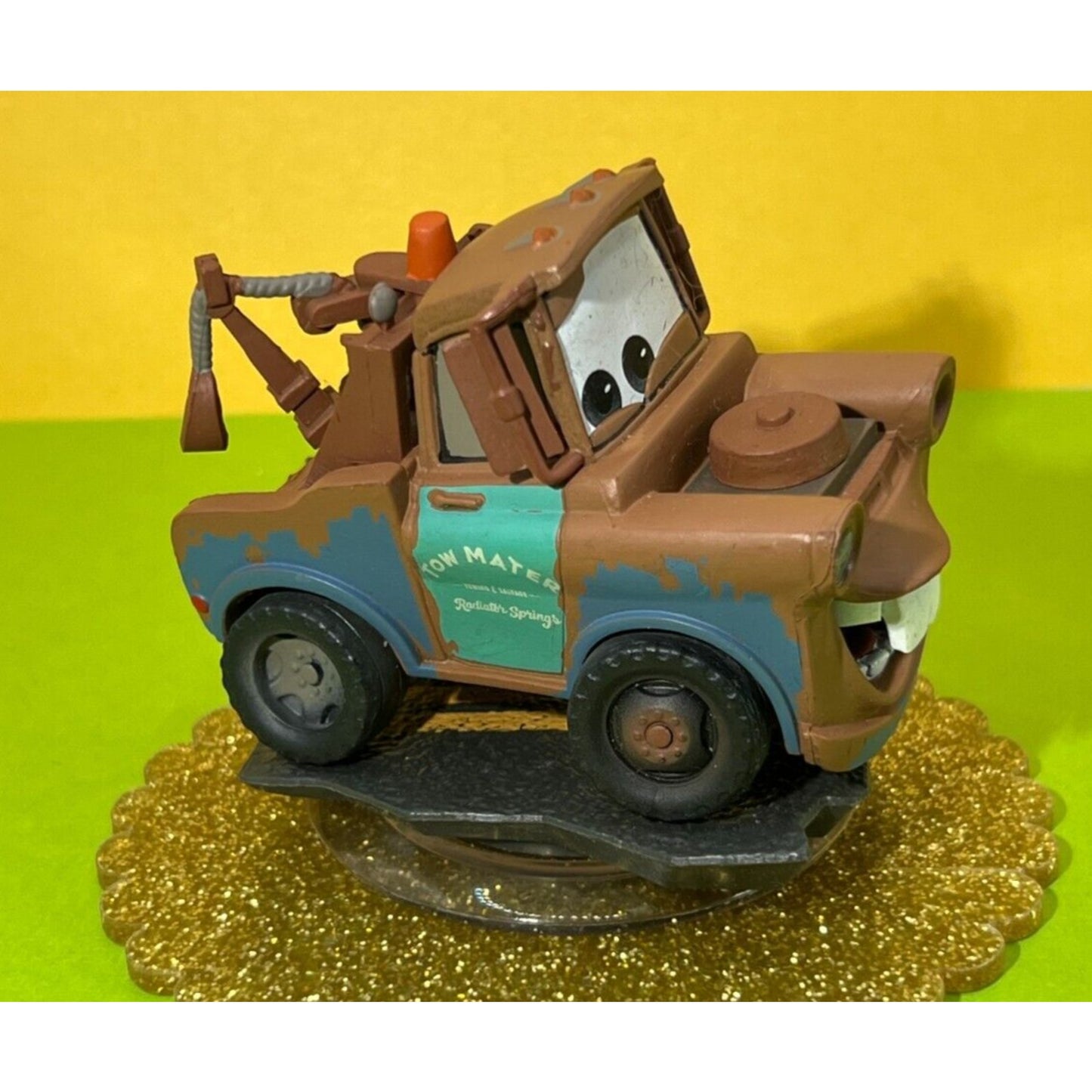 Disney/Pixar Infinity Tow Mater Tow Truck Cars Toys To Life Video Game Toy Box