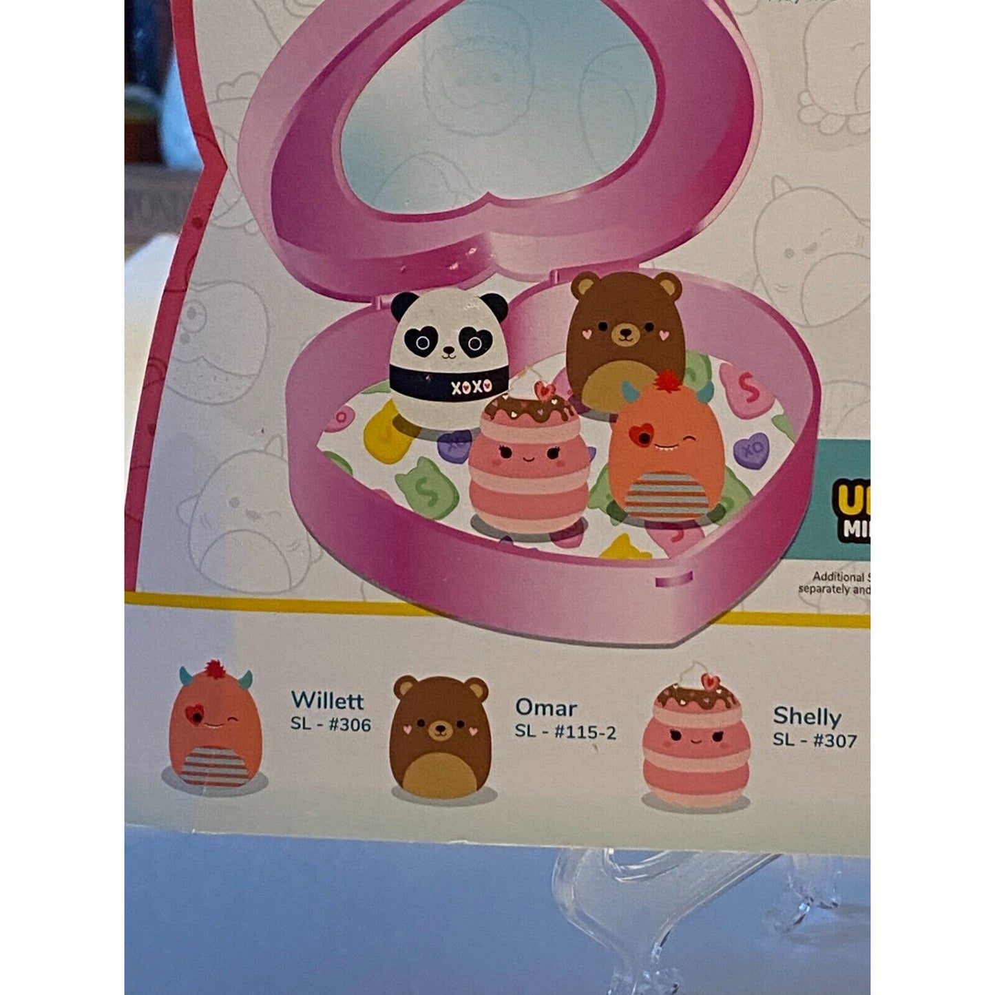 Original Squishmallows 4 Squish-a-longs + 3 Accessories + Pink Case