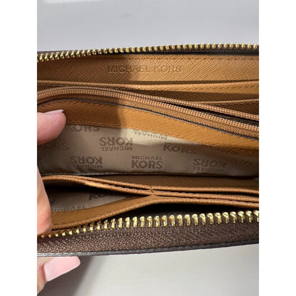 Michael Kors Wallet Signature Pattern