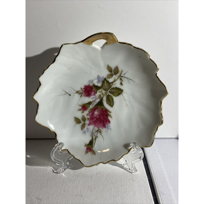 2p Vintage Hand Painted Floral leaf Plates