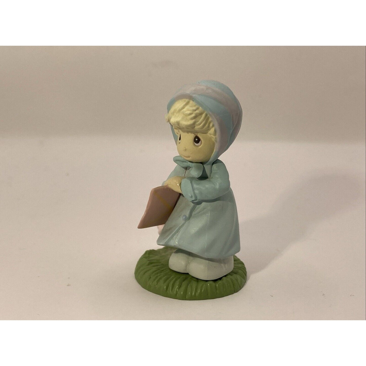 Enesco Precious Moments 1989 March Monthly Miniature Figurine 573329